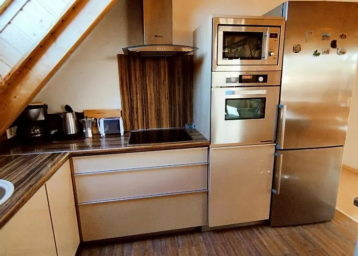 Vitorlas Vendeghaz 3*